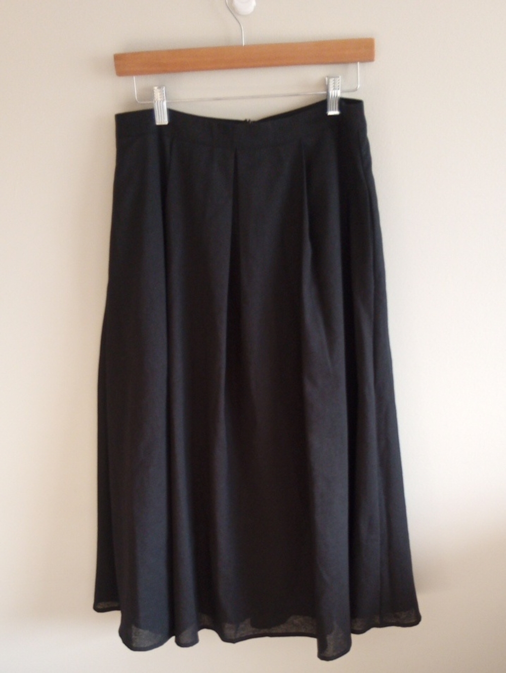 Baltic Born Katie Pleated Midi Skirt Size Medium Linen Blend Black